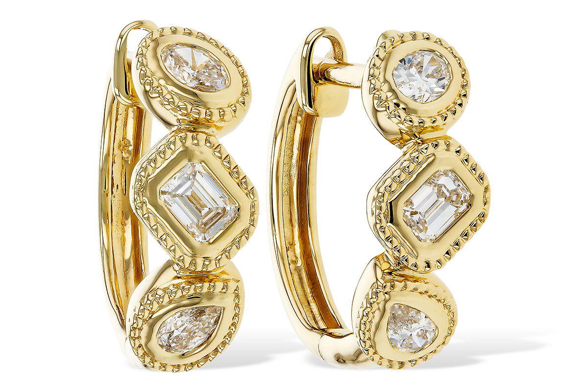 D311-35354: EARRINGS .42 TW FANCY CUT DIAS