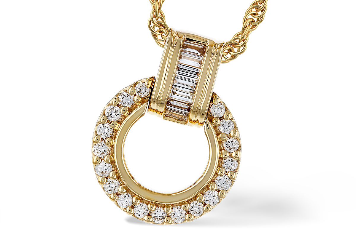 E311-36272: NECKLACE .12 BAG .33 TW