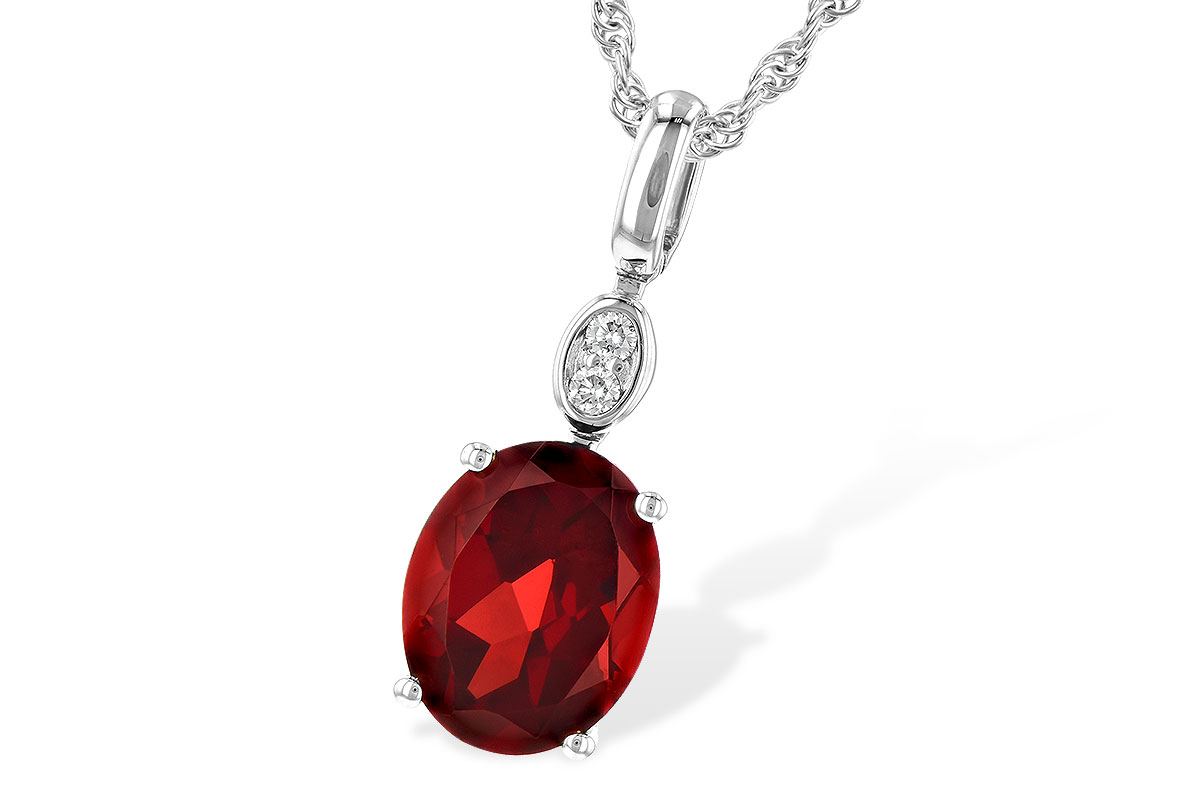 H226-80817: NECK 2.90 GARNET 2.93 TGW (10x8MM GAR)