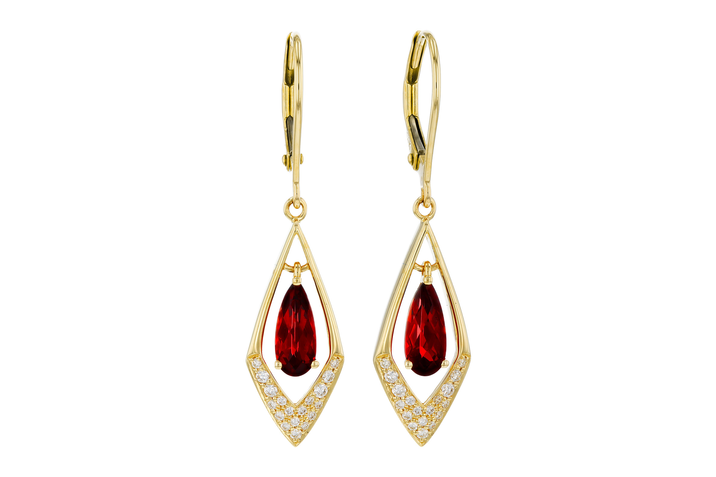 H312-20753: EARR 1.13 TW GARNET 1.28 TGW