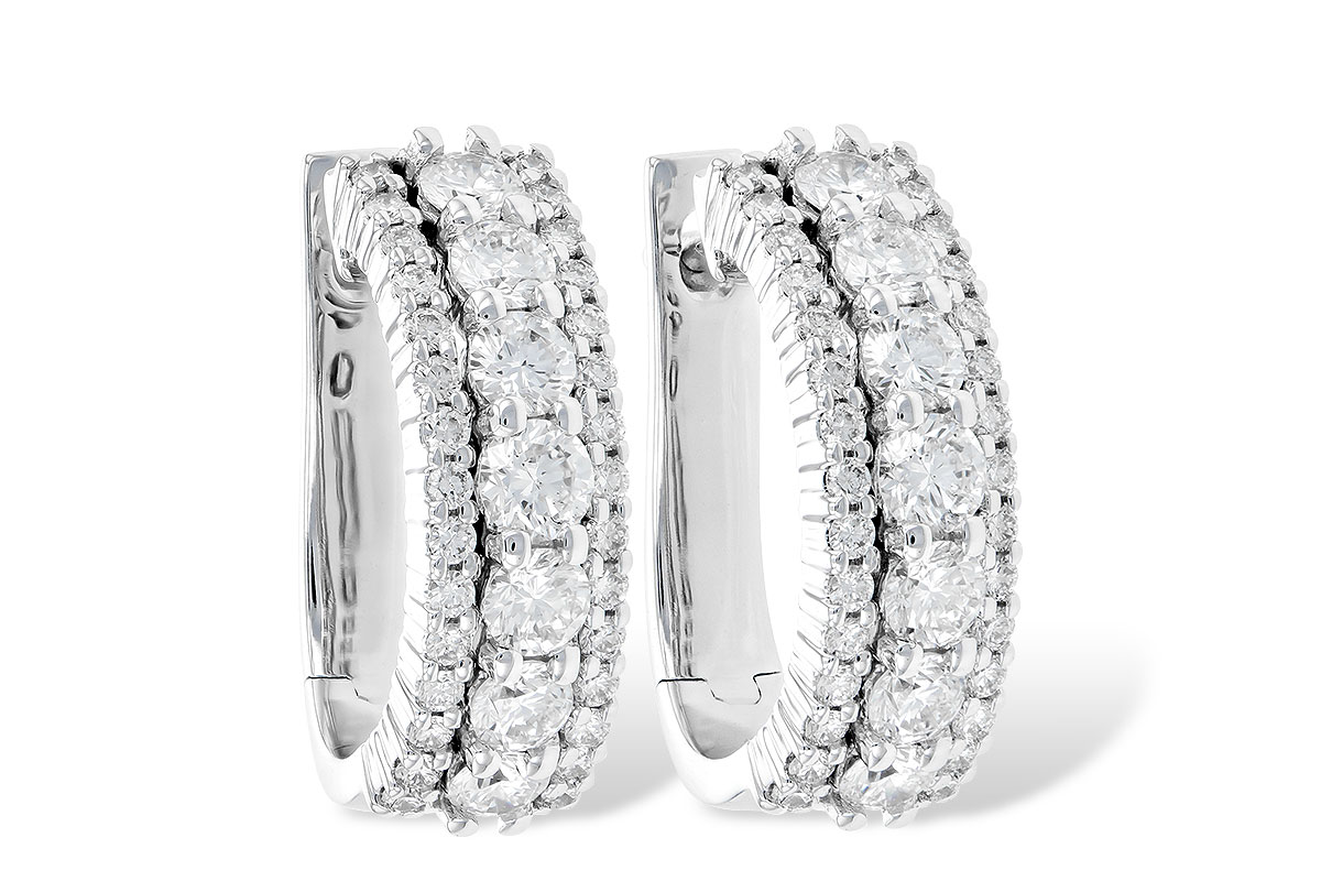 K226-81708: EARRINGS 1.52 TW