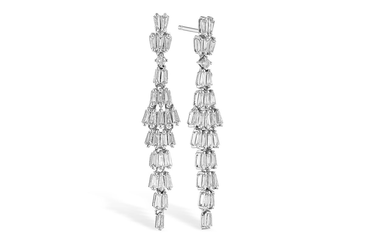 L309-52608: EARR .66 BAG .70 TW